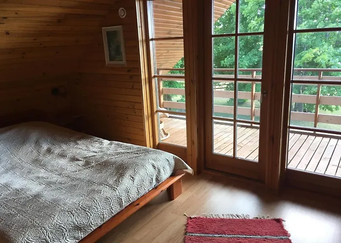 Taehtheina Residents Vormsi Saarel * Suuremoisa (Laanemaa)